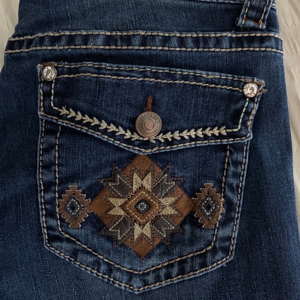 Shyanne bootcut jeans. Size 31. 32” inseam.
